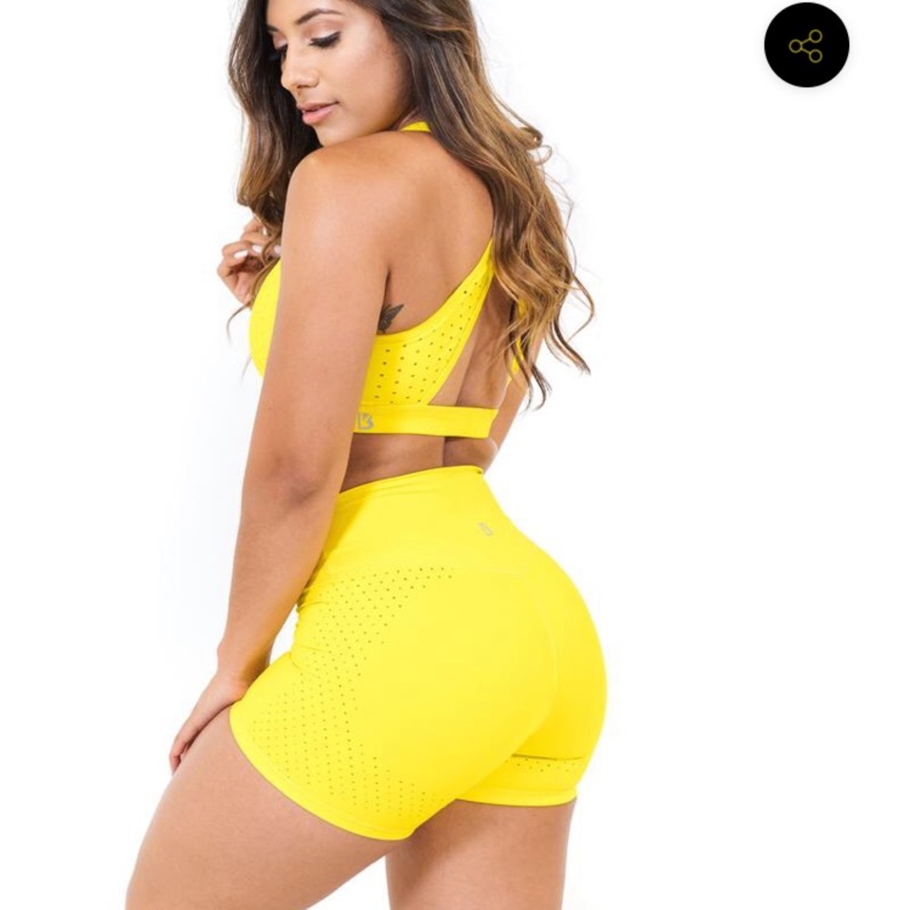 Buffbunny Allure Set